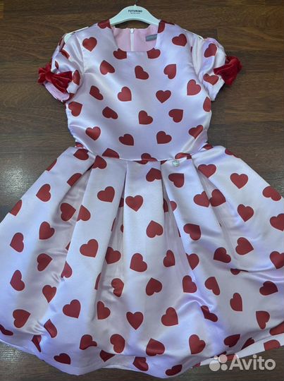 Платье праздничное