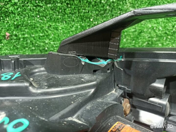 Фара (разное) Mitsubishi Outlander