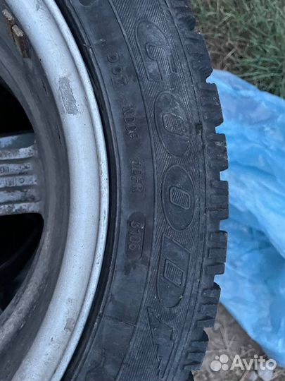 Goodyear Ultra Grip Ice Arctic 2 205/55 R16