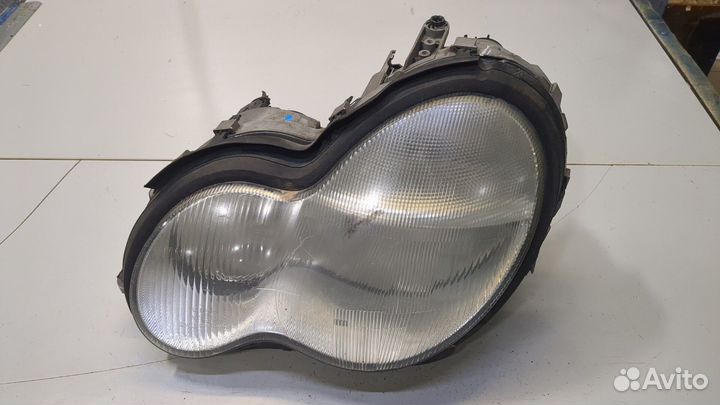 Фара (передняя) Mercedes C W203, 2003