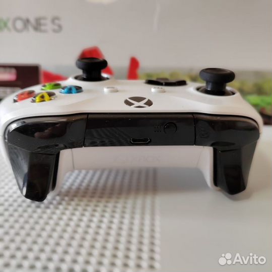 Xbox One S 1Tb+RDR2+GTA5, FarCry3,4,5