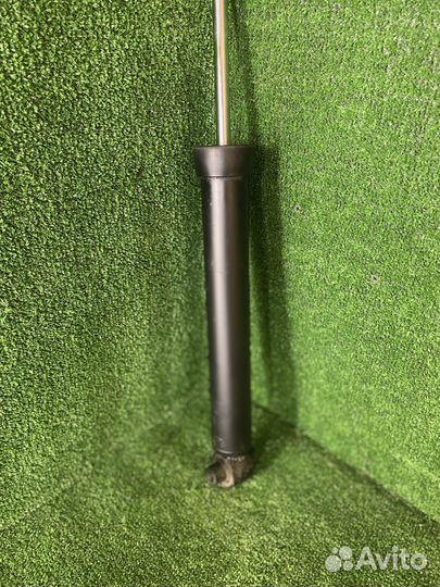 Задние амортизаторы BMW F30