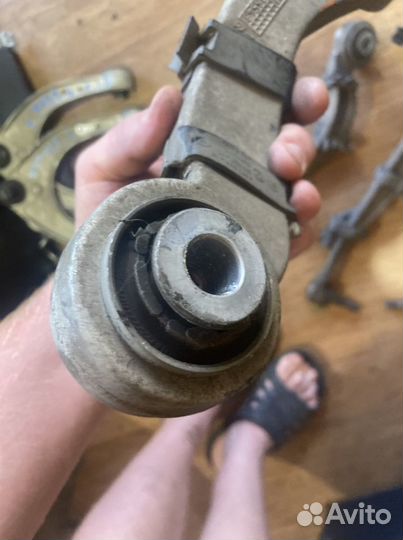 Задние рычаги BMW F10 F02 F11 F12 поперечные