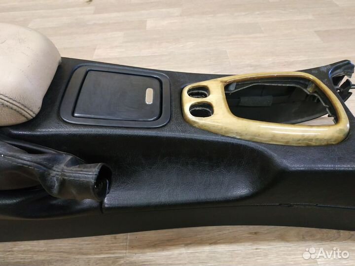 Консоль пола Jaguar S-Type (1999-2008)