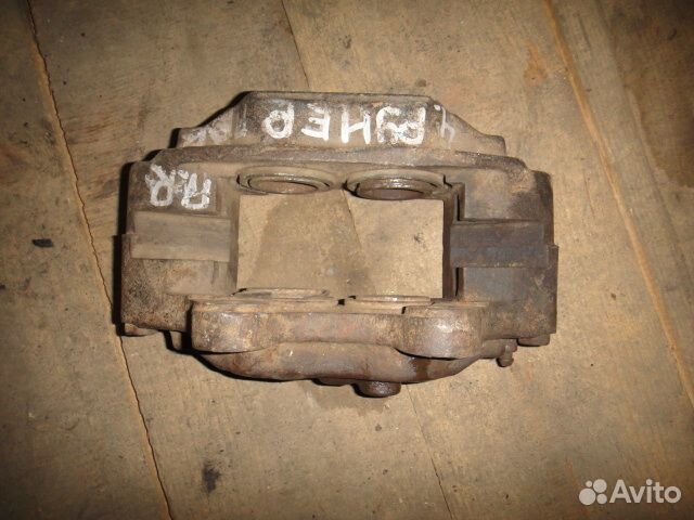 Суппорт 4Runner/HiLux (89-01) перед.R б\у