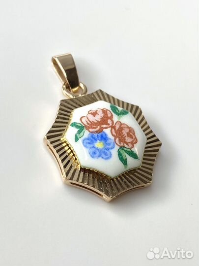 Золотой кулон с эмалью 583 пробы СССР
