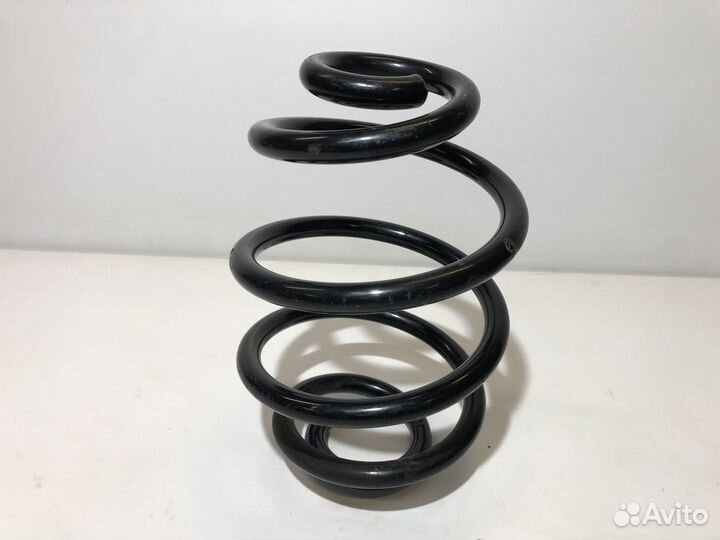 Пружина задняя для BMW E30