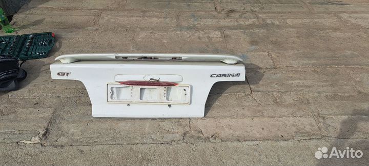 Крышка багажника Toyota Carina T21