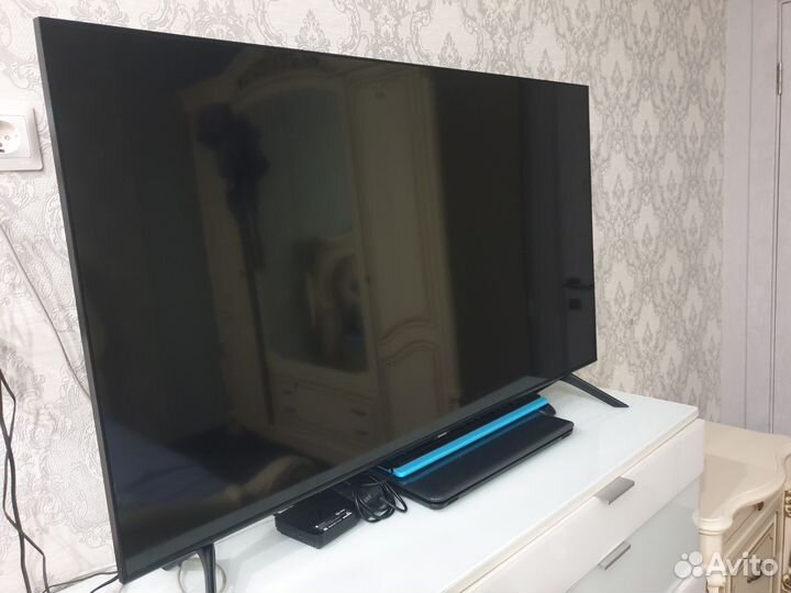 Продам телевизор на запчасти