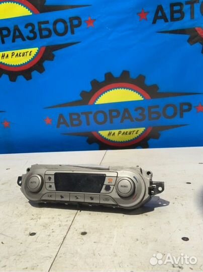 Блок управления климат-контролем Ford Focus 1