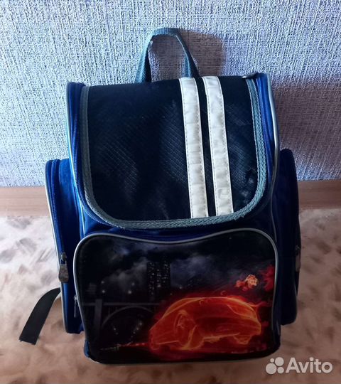 Школьный рюкзак
