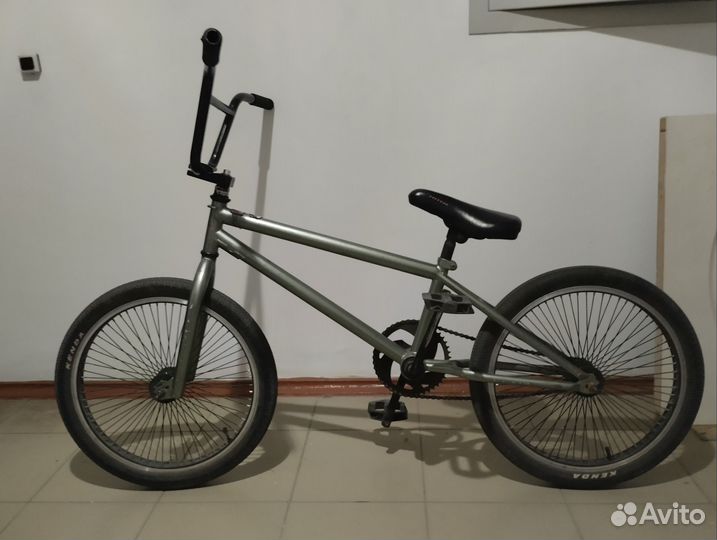 Трюковой велосипед bmx