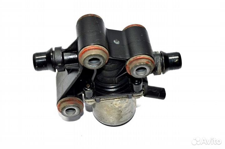 Клапан нагрева охладителя AdBlue mercedes-benz Act