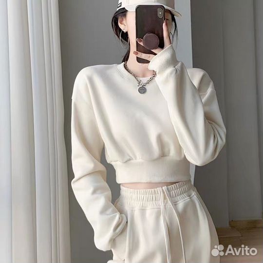 Спортивный костюм женский