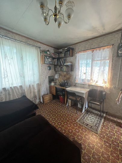 Дом 38,8 м² на участке 4,26 га