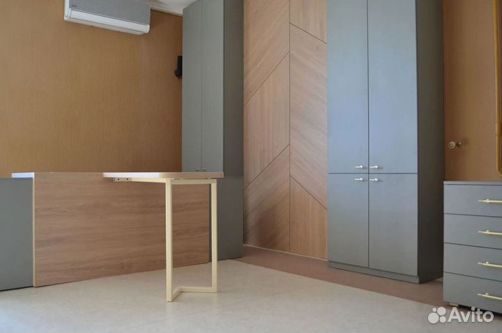 Шкаф в детскую