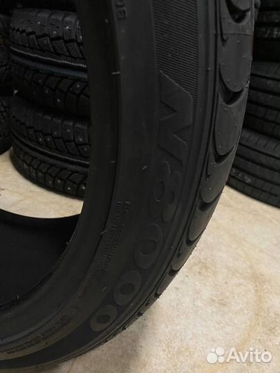 Roadstone N8000 225/40 R18 92Y