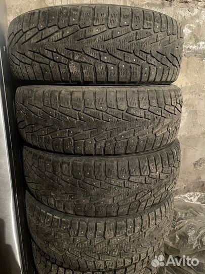 Nokian Tyres Hakkapeliitta 7 SUV 235/65 R17