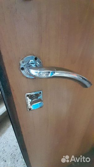 Дверь входная металлическая