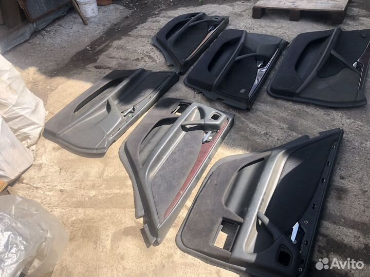 Разные обшивки дверей на мерседес w210