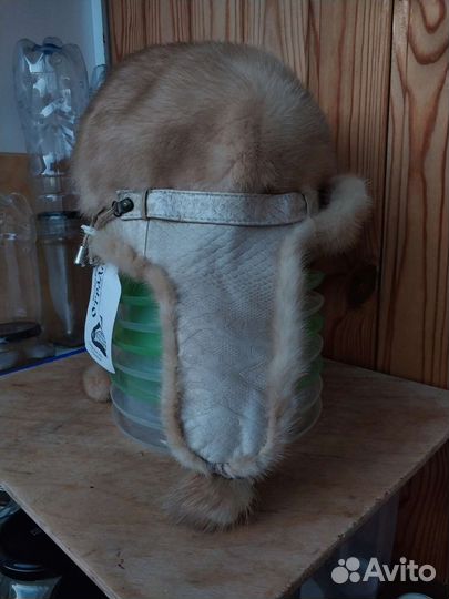 Шапка женская