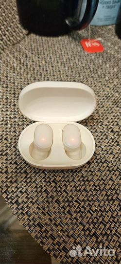 Беспроводные наушники xiaomi mi earbuds