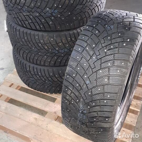 Pirelli Scorpion Ice Zero 2 285/45 R21 113H