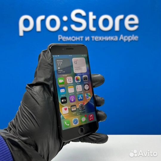 iPhone 8, 64 ГБ