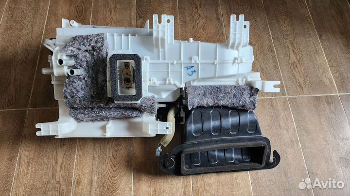 Корпус отопителя Mitsubishi Outlander 3 (GF)