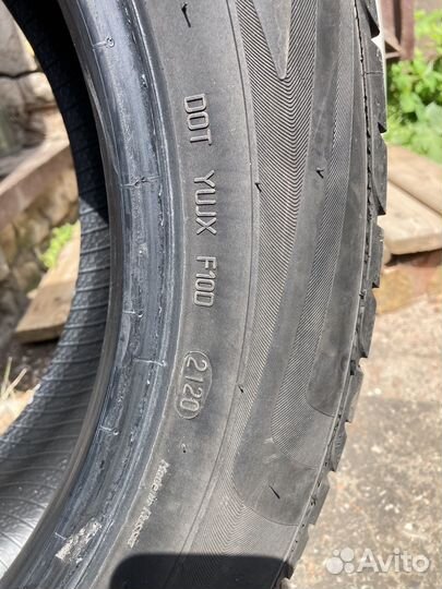 Viatti Strada Asimmetrico 215/55 R17