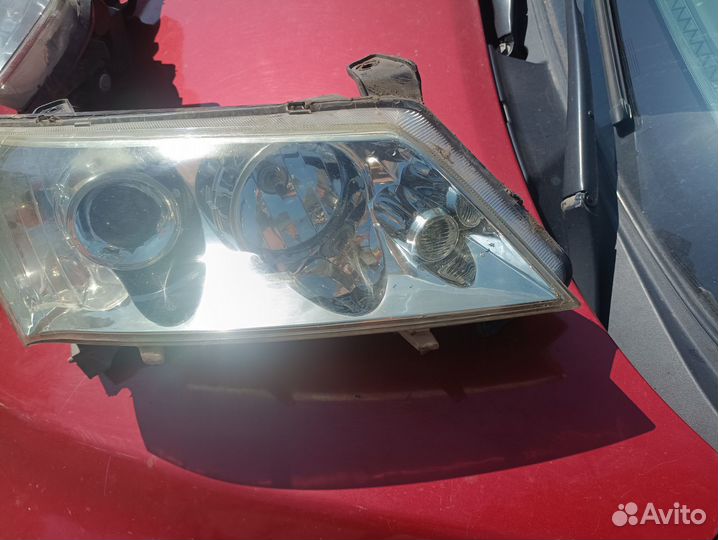 Правая фара Geely Emgrand EC7