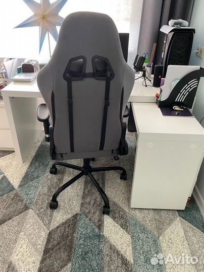 Компьютерное игровое (геймерское) кресло. Новые