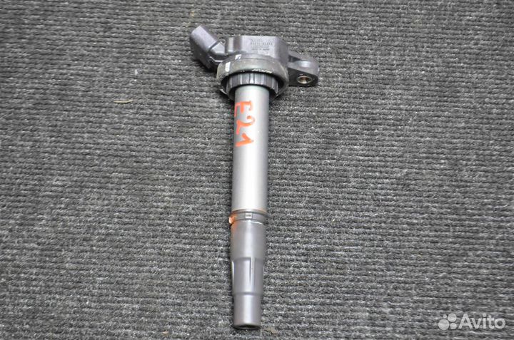 Катушка зажигания toyota auris ZRE151