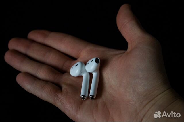 AirPods
