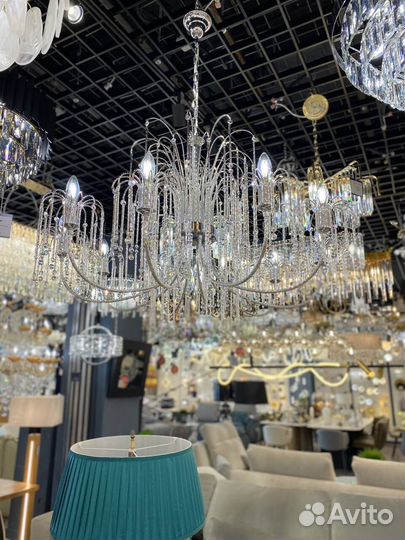 Люстра для шикарного интереьера