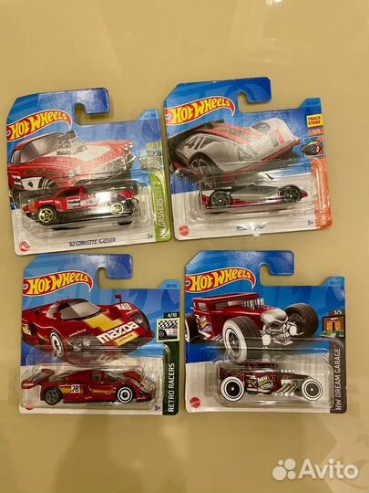 Машинки базовые hot wheels