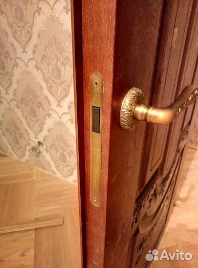 Установка плинтусов мдф и дверей