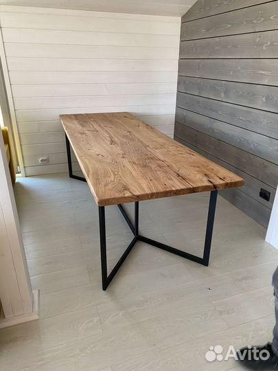 Обеденный стол из слэба