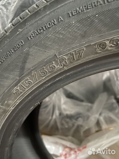 Yokohama A043 215/55 R17