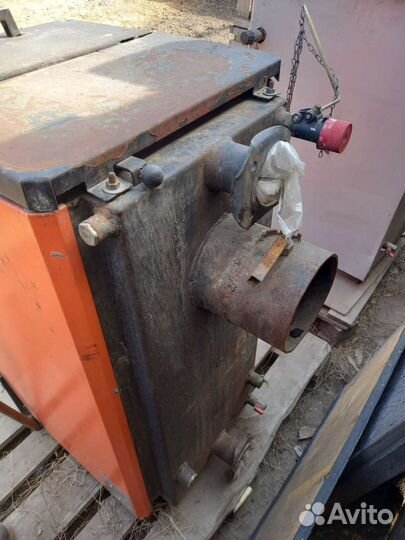 Твердотопливный котел длительного горения