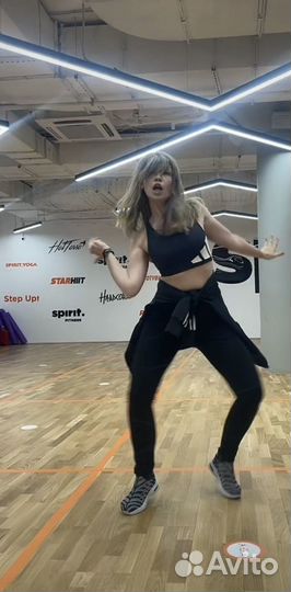 Индивидуальные занятия для девушек в зале