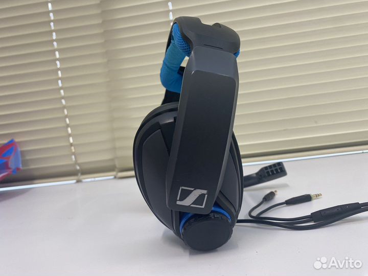 Наушники Sennheiser gsp 300