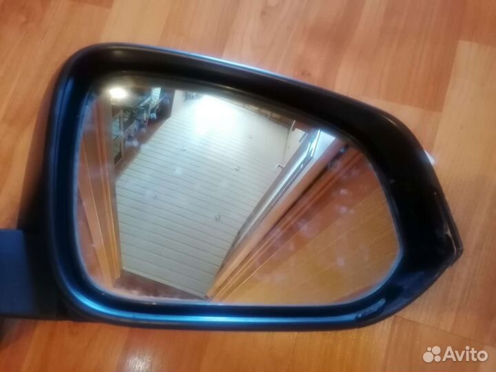 Правое зеркало наружного вида (Япония)