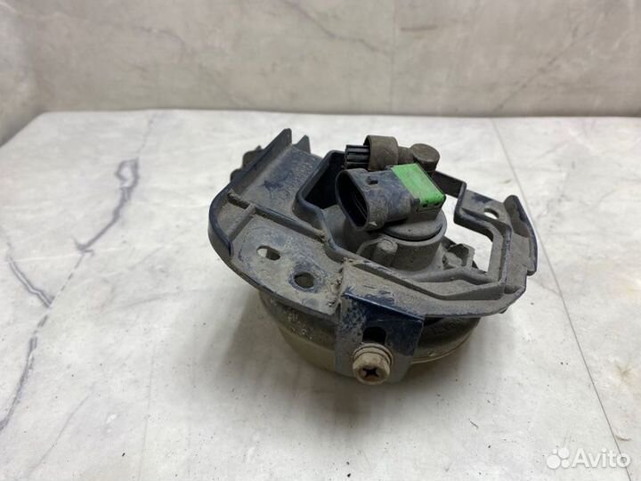 Противотуманная фара передняя правая Mazda Cx-7