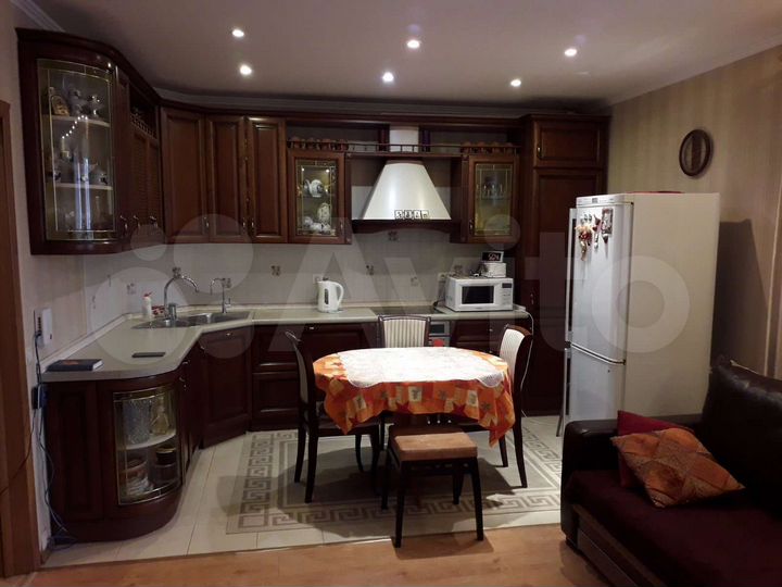 2-к. квартира, 74,8 м², 6/6 эт.