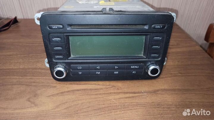 Магнитола Volkswagen Jetta 5