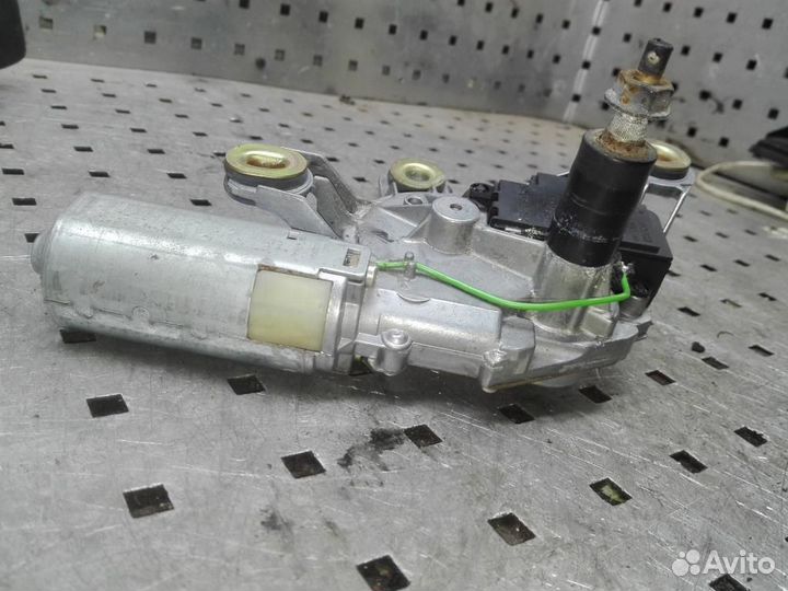 Моторчик стеклоочистителя задний Volkswagen Golf