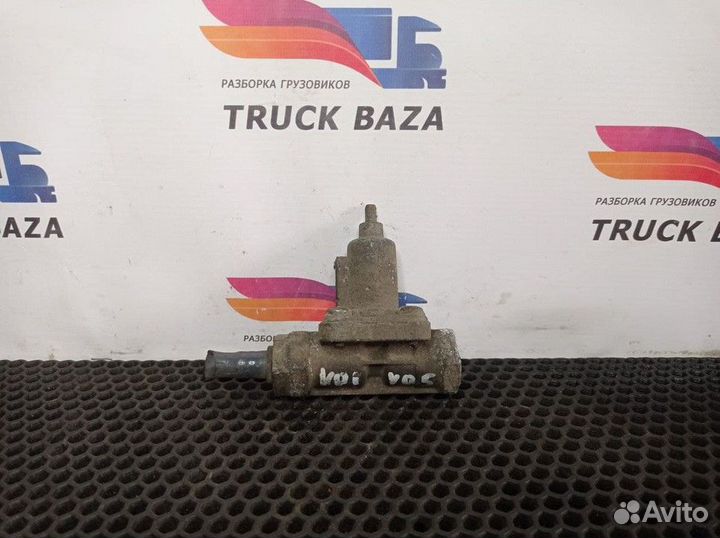 Клапан пневматический