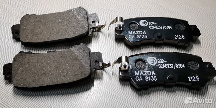 Колодки тормозные передние Mazda 3, 6, 323, 626