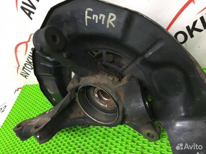 Ступица передняя правая Toyota Harrier MCU35